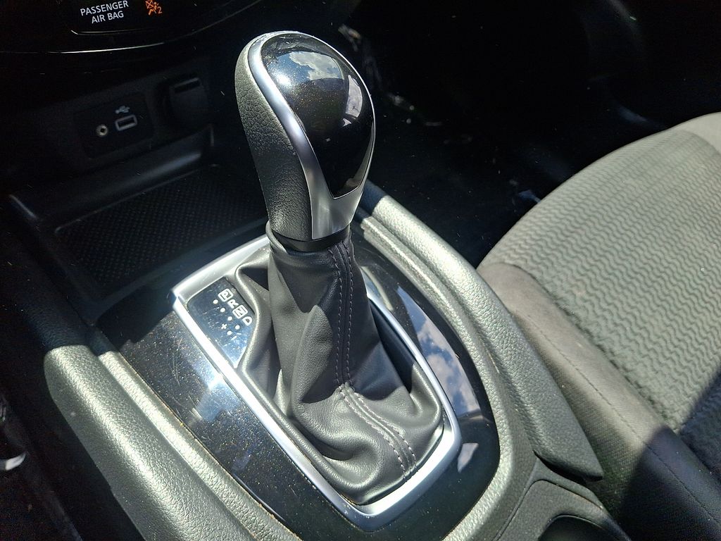 2019 Nissan Rogue Sport S - Photo 16