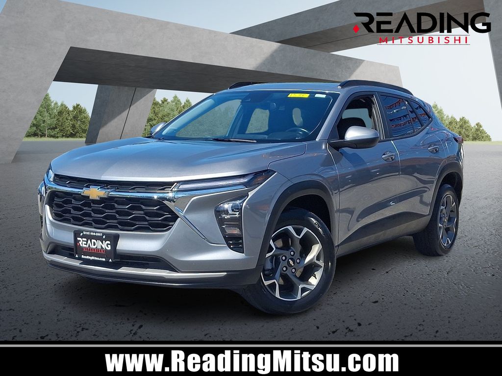 2025 Chevrolet Trax LT's photo
