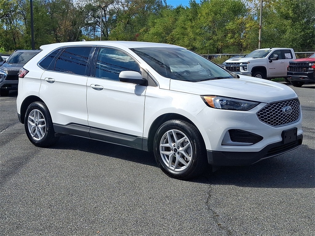 Used 2024 Ford Edge SUV