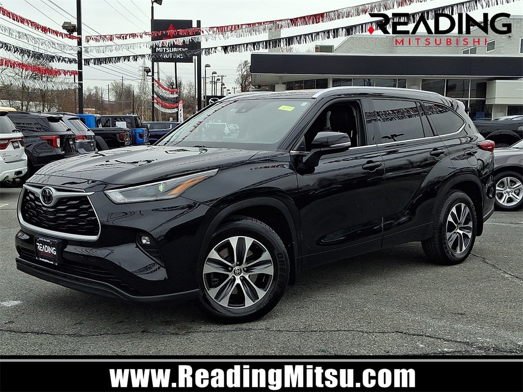 2021 Toyota Highlander XLE's photo