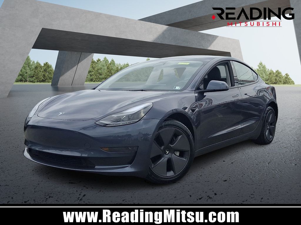 2023 Tesla Model 3 -'s photo