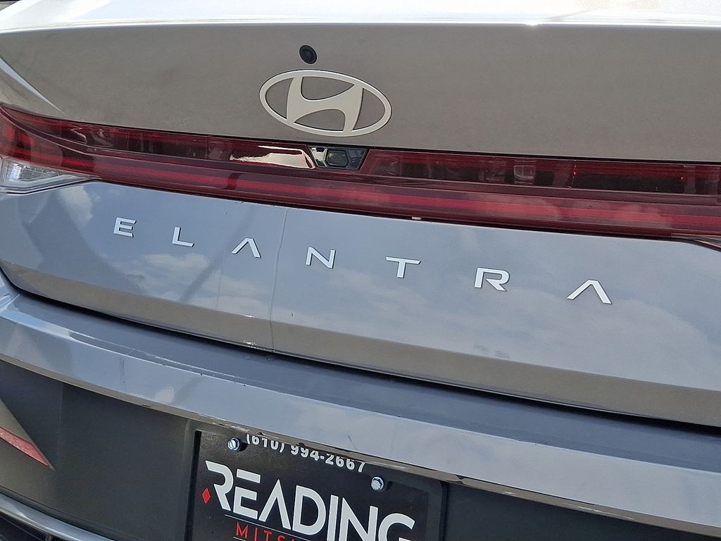 2025 Hyundai Elantra SEL - Photo 31