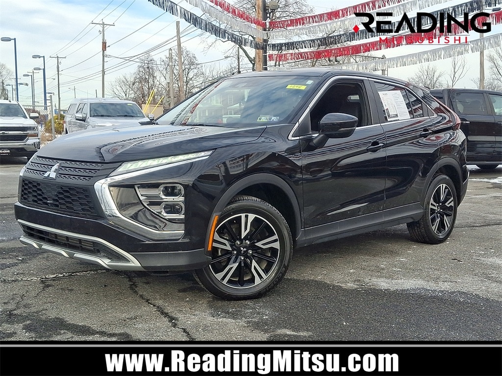 2024 Mitsubishi Eclipse Cross SE's photo