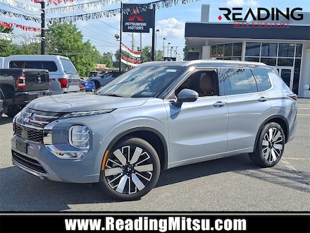 2025 Mitsubishi Outlander SEL SUV