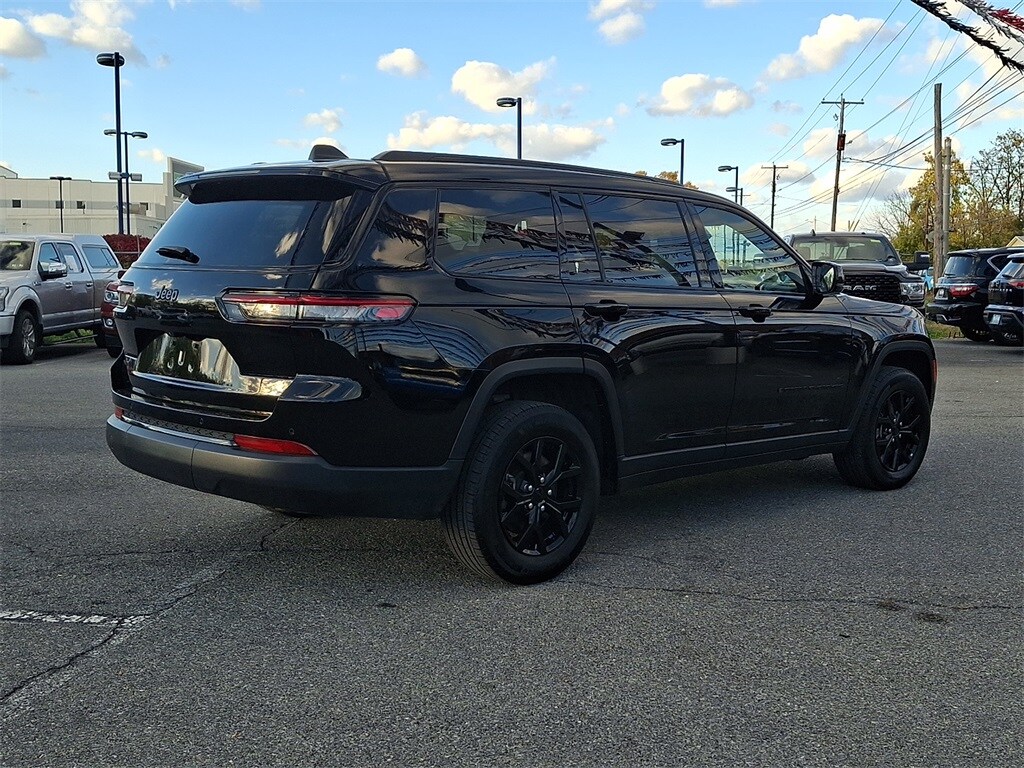 2024 Jeep Grand Cherokee Laredo photo 4