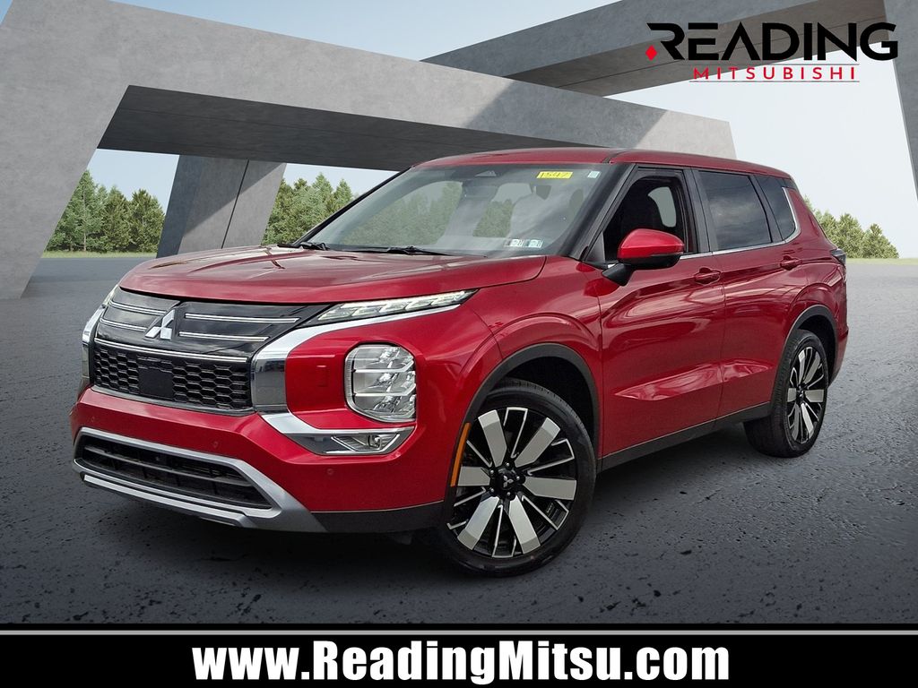 2025 Mitsubishi Outlander SE S-AWC's photo