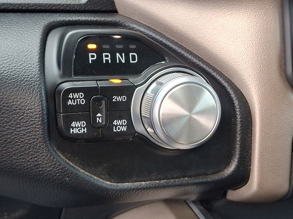 2022 RAM Ram 1500 Pickup Laramie - Photo 16