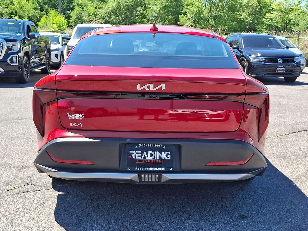2025 Kia K4 LXS - Photo 6