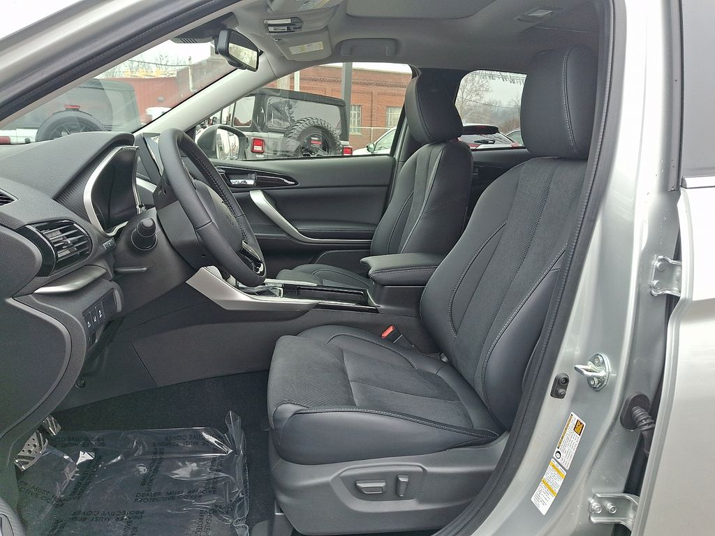 2026 Mitsubishi Eclipse Cross SE - Photo 7