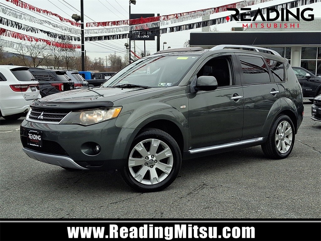 2009 Mitsubishi Outlander SE's photo