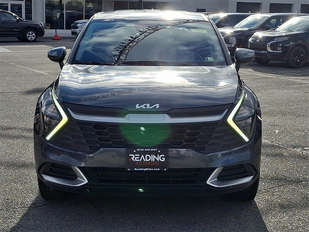 2023 Kia Sportage LX photo 2