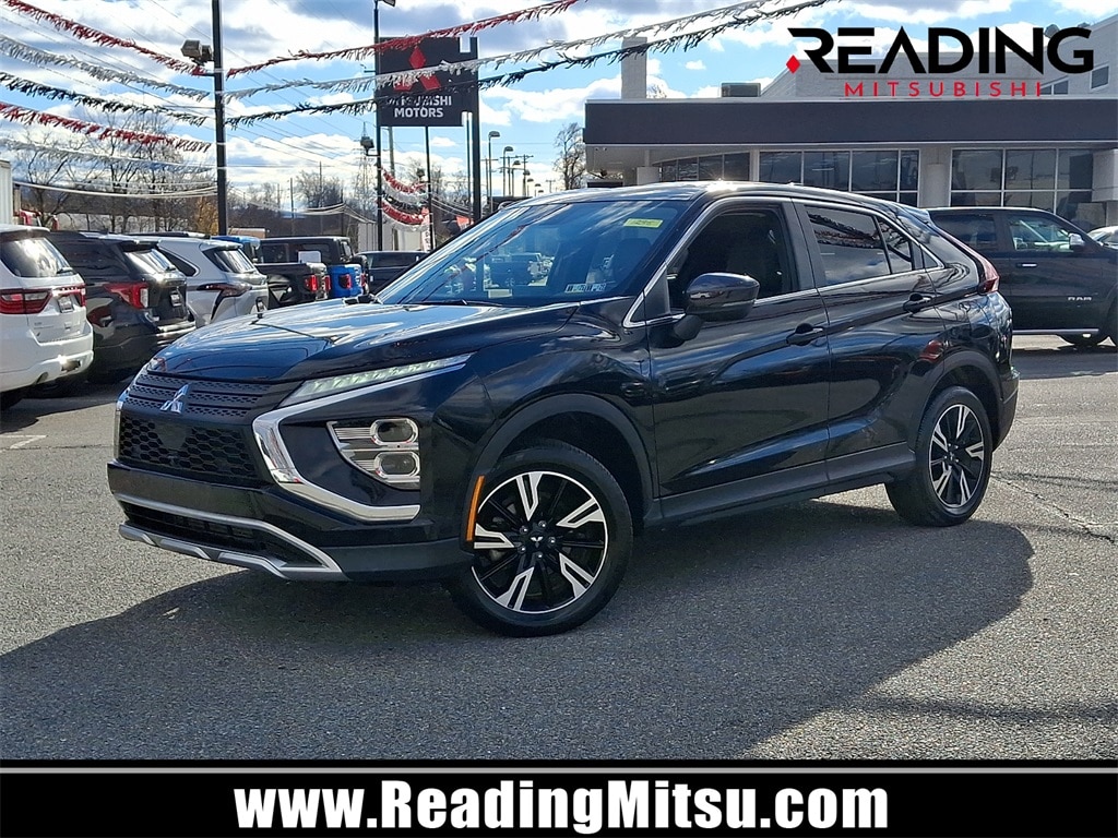 2024 Mitsubishi Eclipse Cross SE's photo