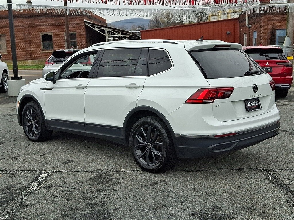 2024 Volkswagen Tiguan SE Wolfsburg Edition photo 3