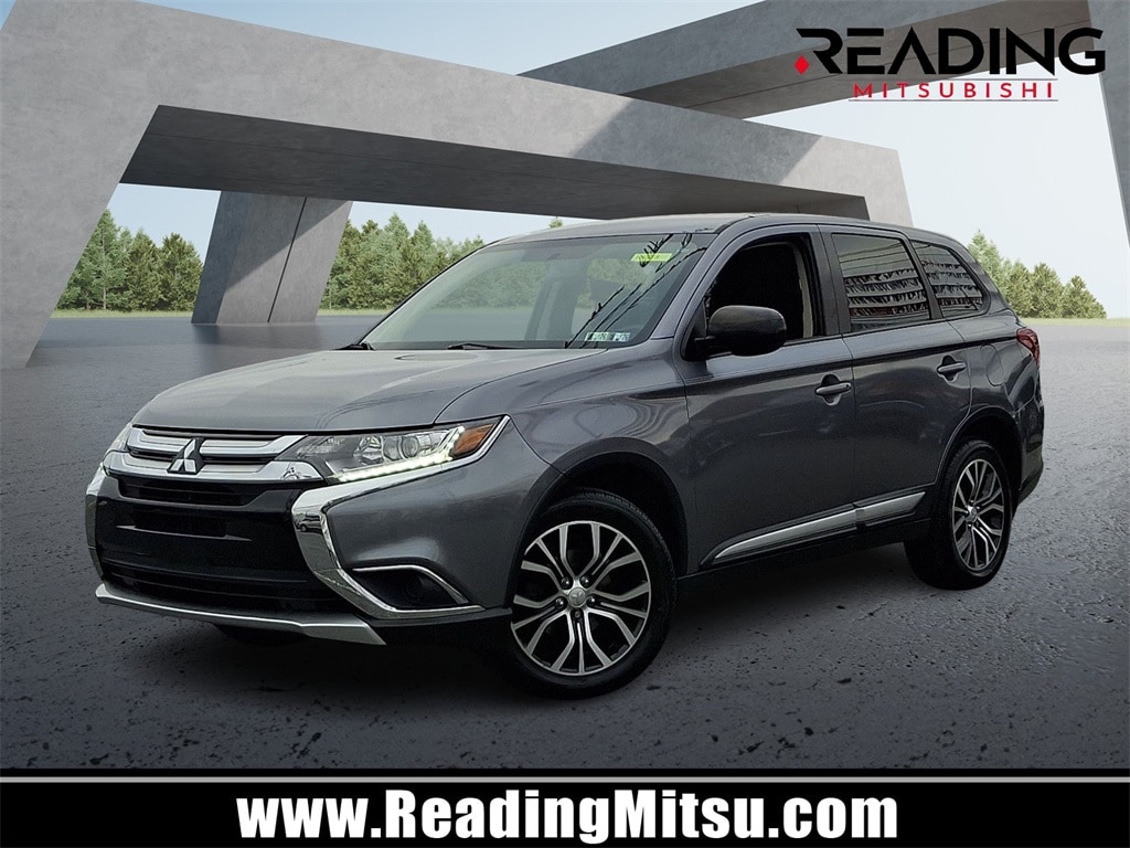 2018 Mitsubishi Outlander SE's photo