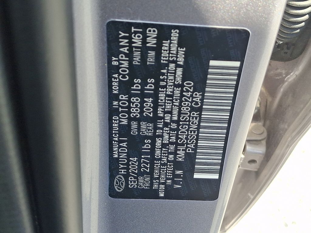 2025 Hyundai Elantra SEL - Photo 28