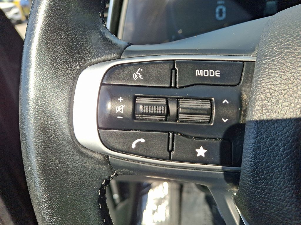 2023 Kia Sportage EX - Photo 23