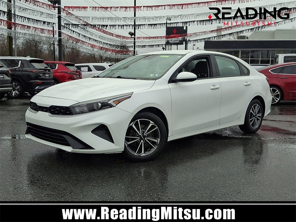 2022 Kia FORTE LXS's photo