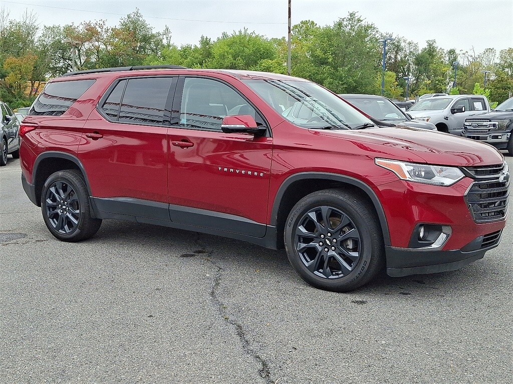 2020 Chevrolet Traverse RS photo 3