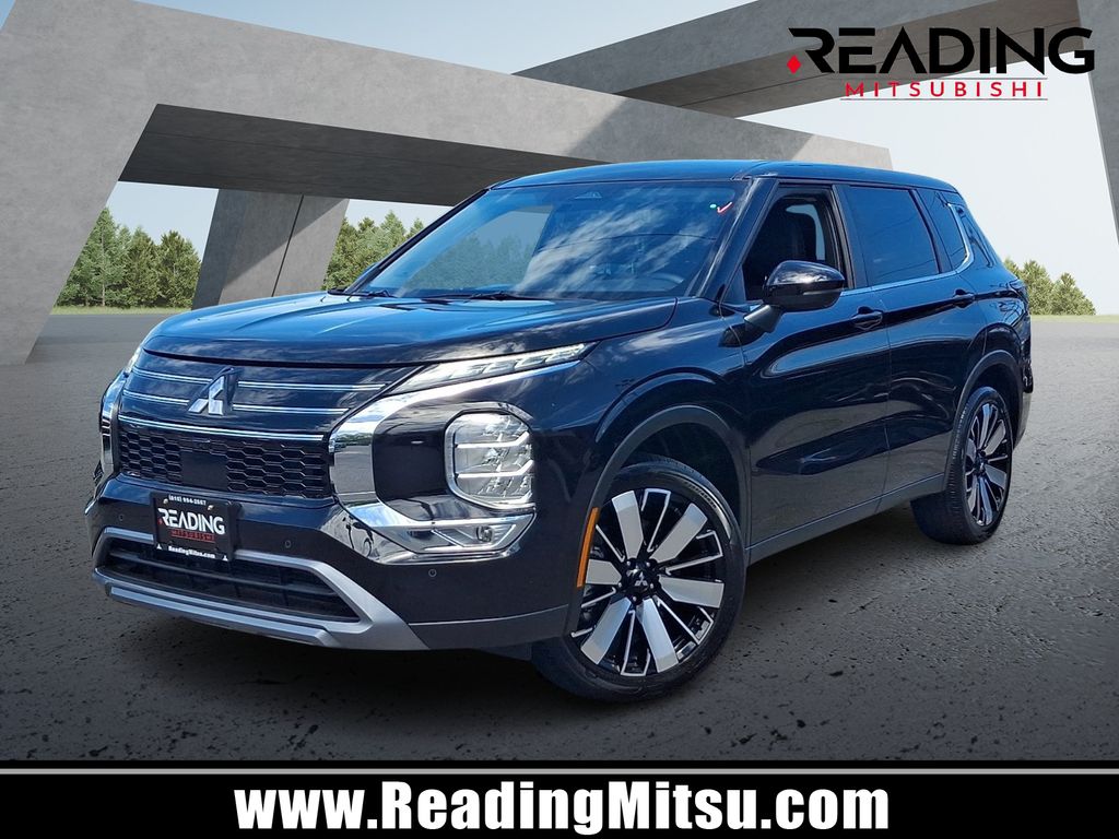 2025 Mitsubishi Outlander SE S-AWC's photo