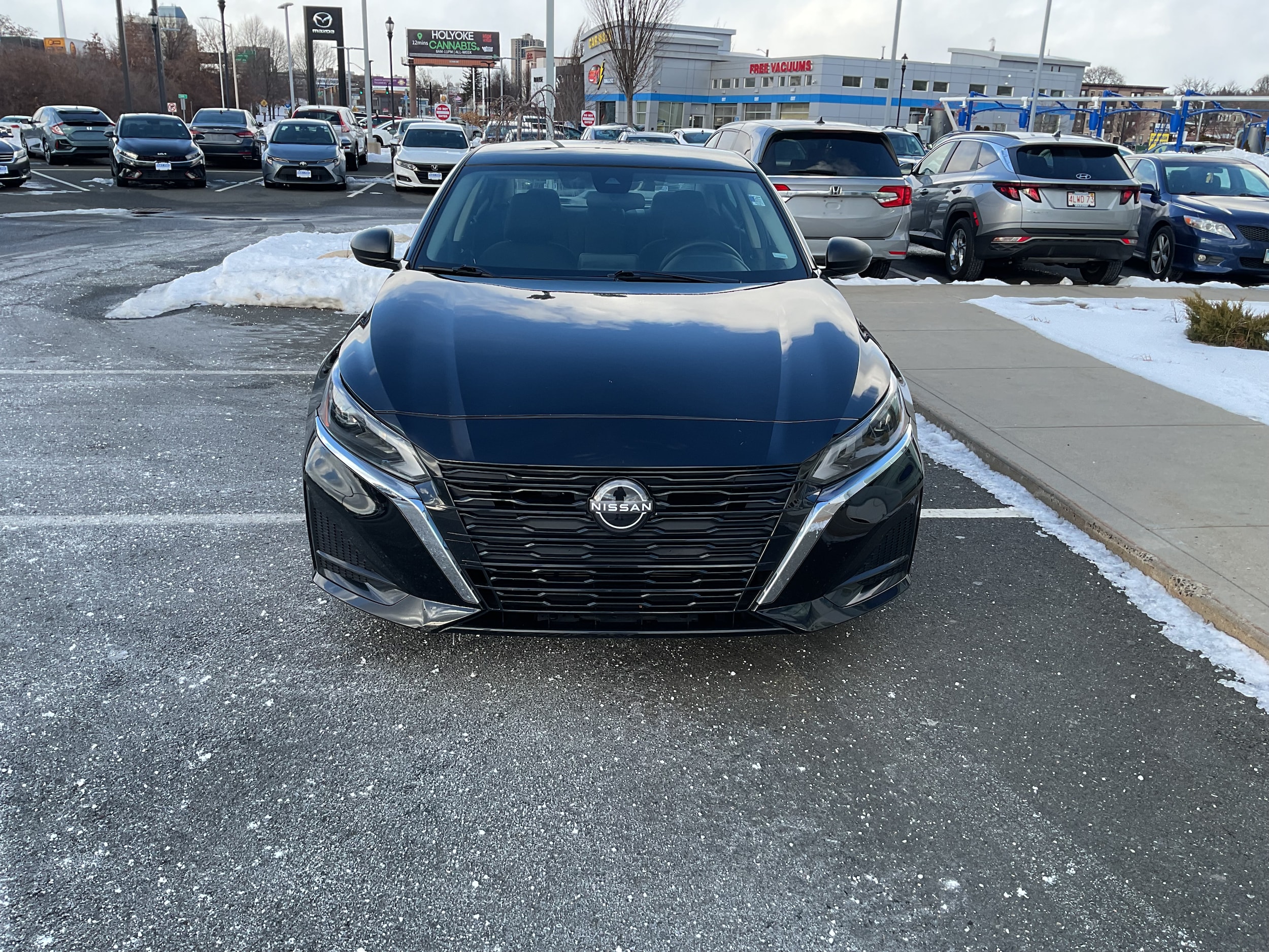 2024 Nissan Altima SV's photo