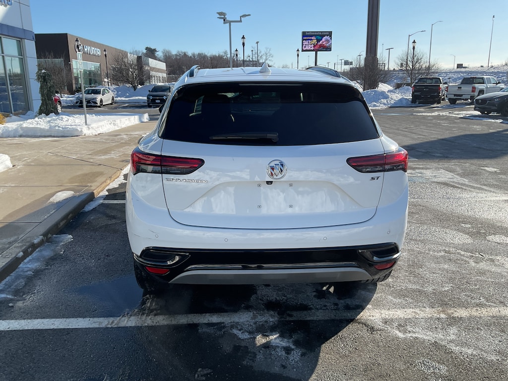 Used 2023 Buick Envision Preferred SUV