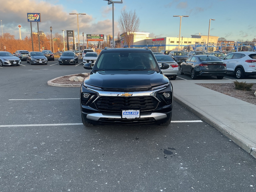 Used 2025 Chevrolet Trailblazer LT SUV