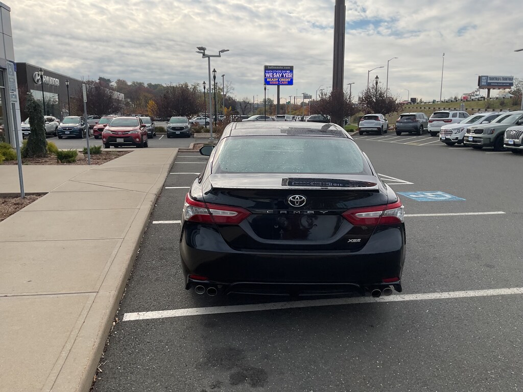 Used 2018 Toyota Camry XSE Sedan