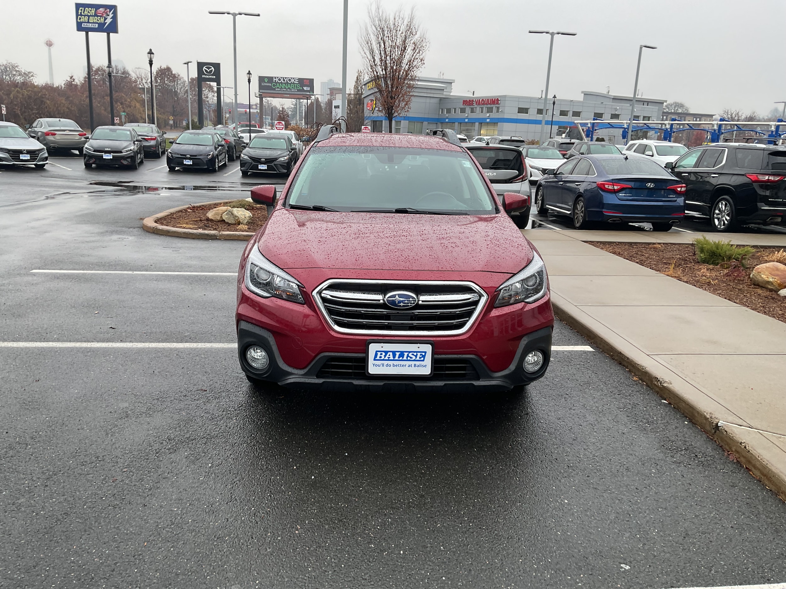 2019 Subaru Outback Premium's photo