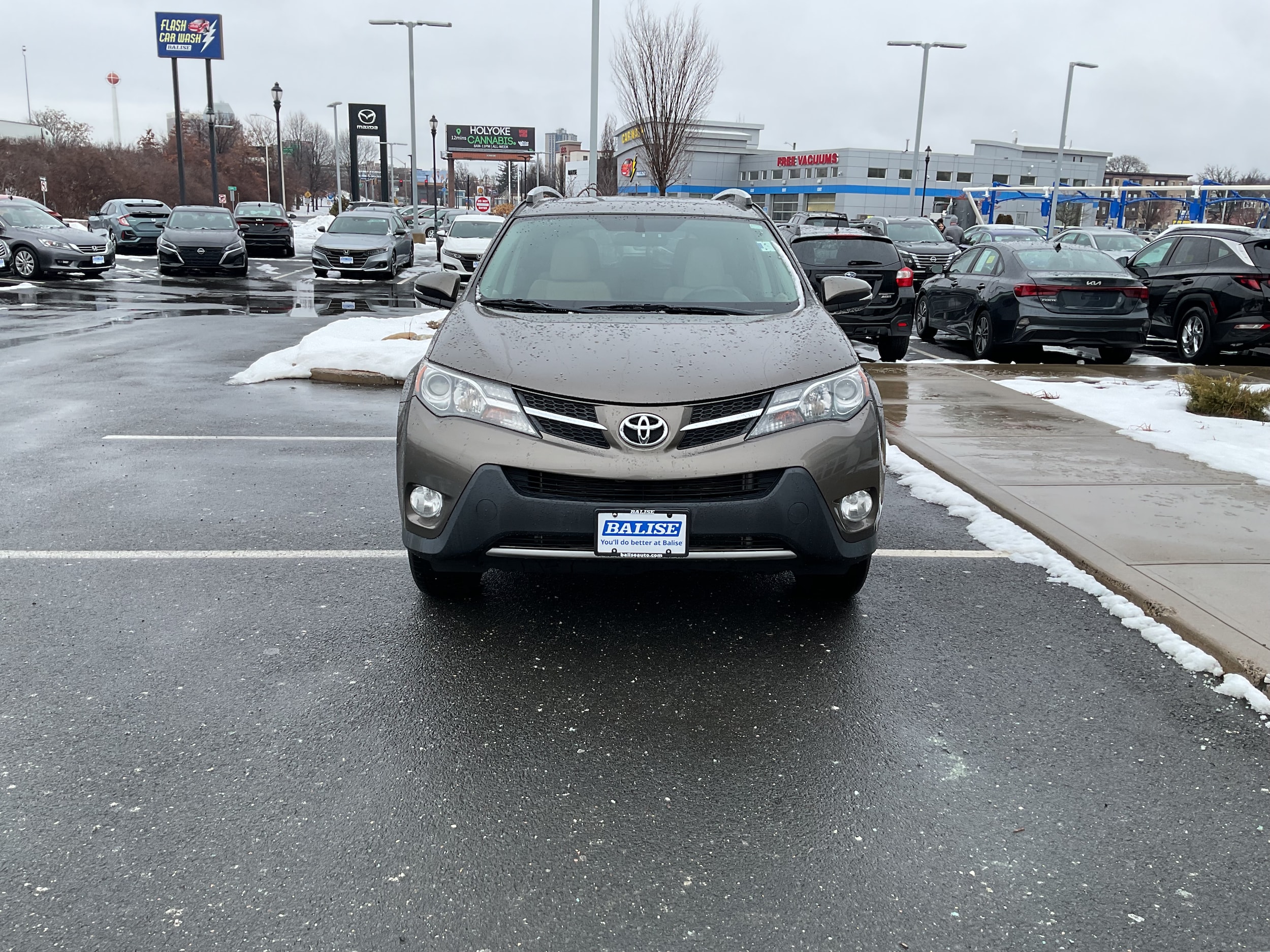 2013 Toyota RAV4 XLE's photo