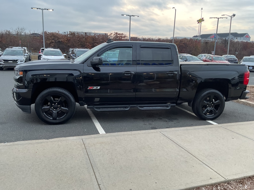 Used 2018 Chevrolet Silverado 1500 LTZ w/2LZ Truck Crew Cab