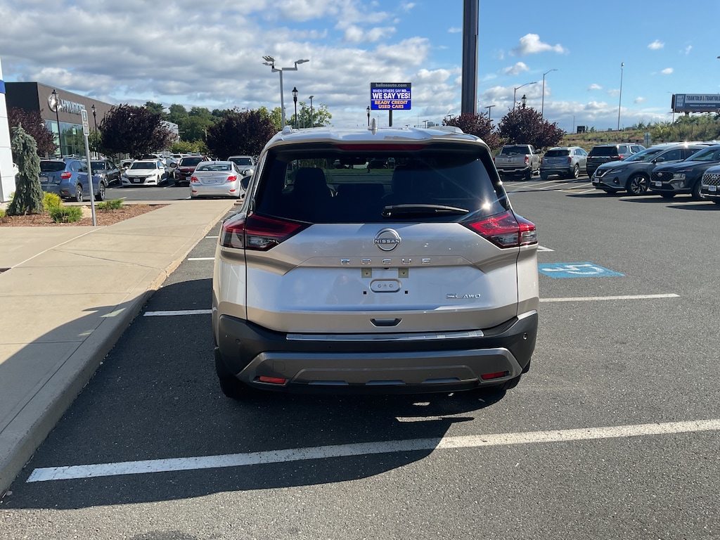 Used 2022 Nissan Rogue SL SUV