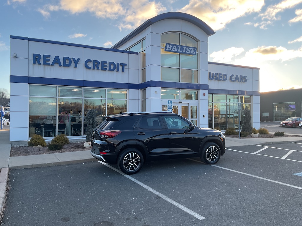 Used 2025 Chevrolet Trailblazer LT SUV