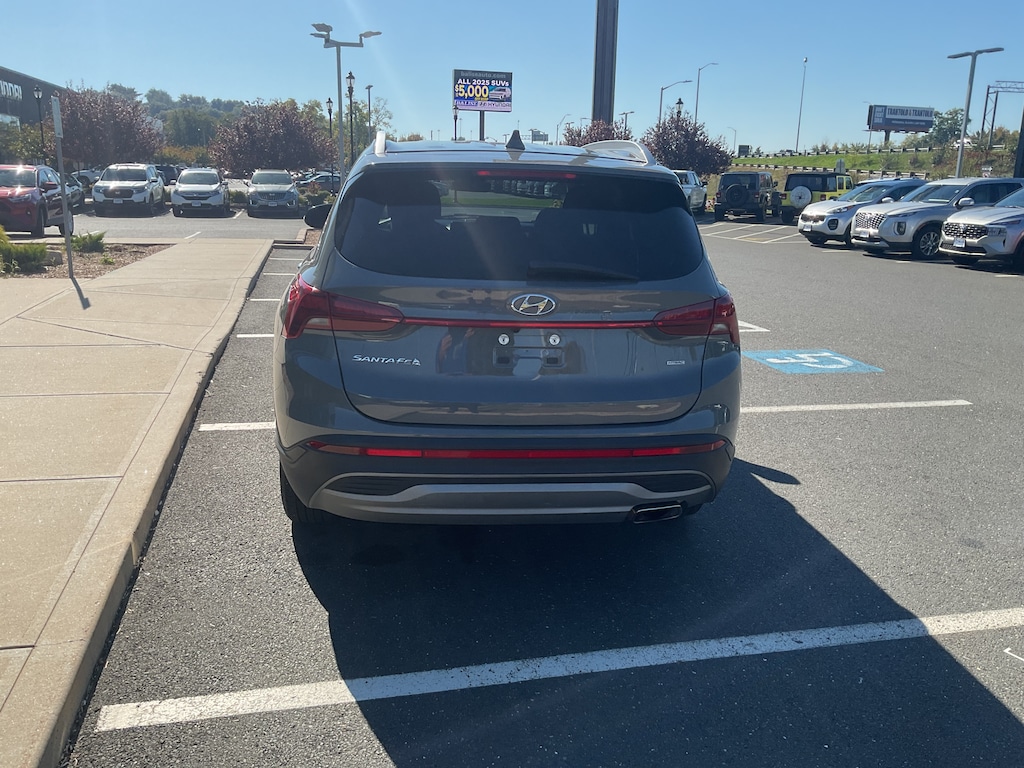 Used 2023 Hyundai Santa Fe SEL SUV