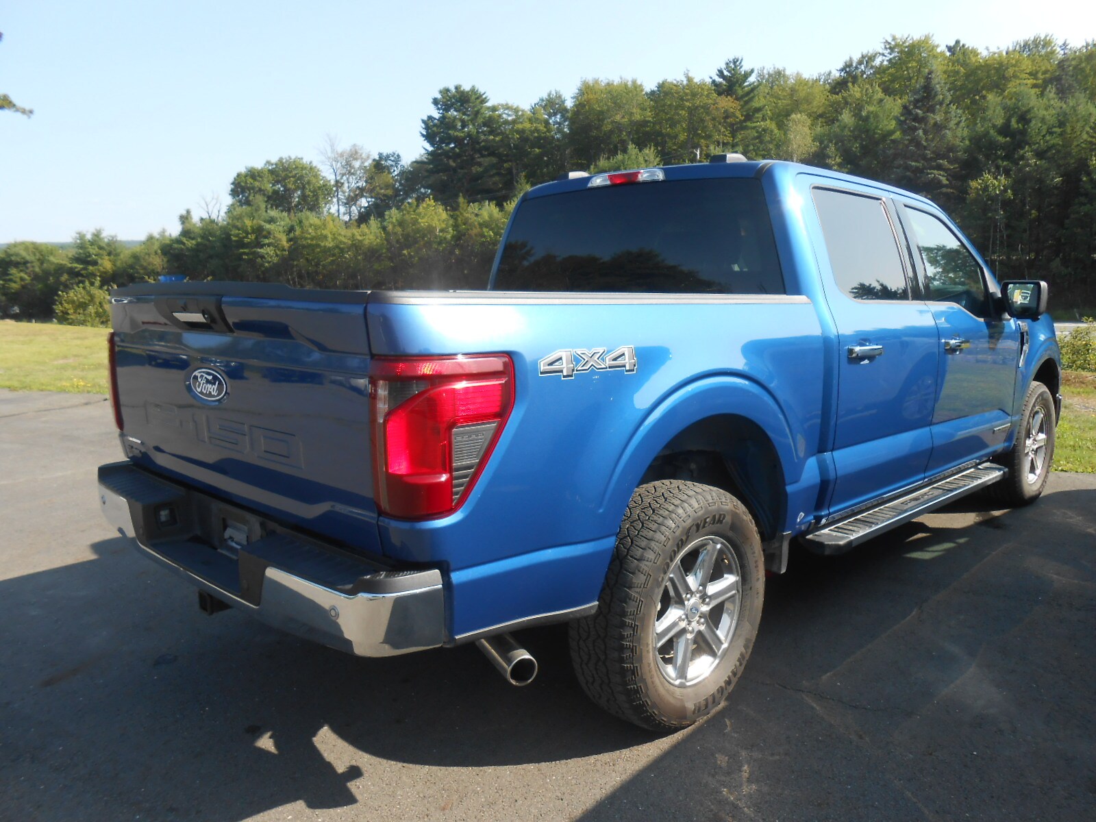 2024 Ford F-150 XLT photo 3