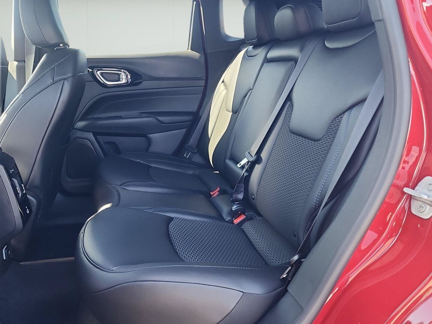 2026 Jeep Compass Altitude Special Edition - Photo 13
