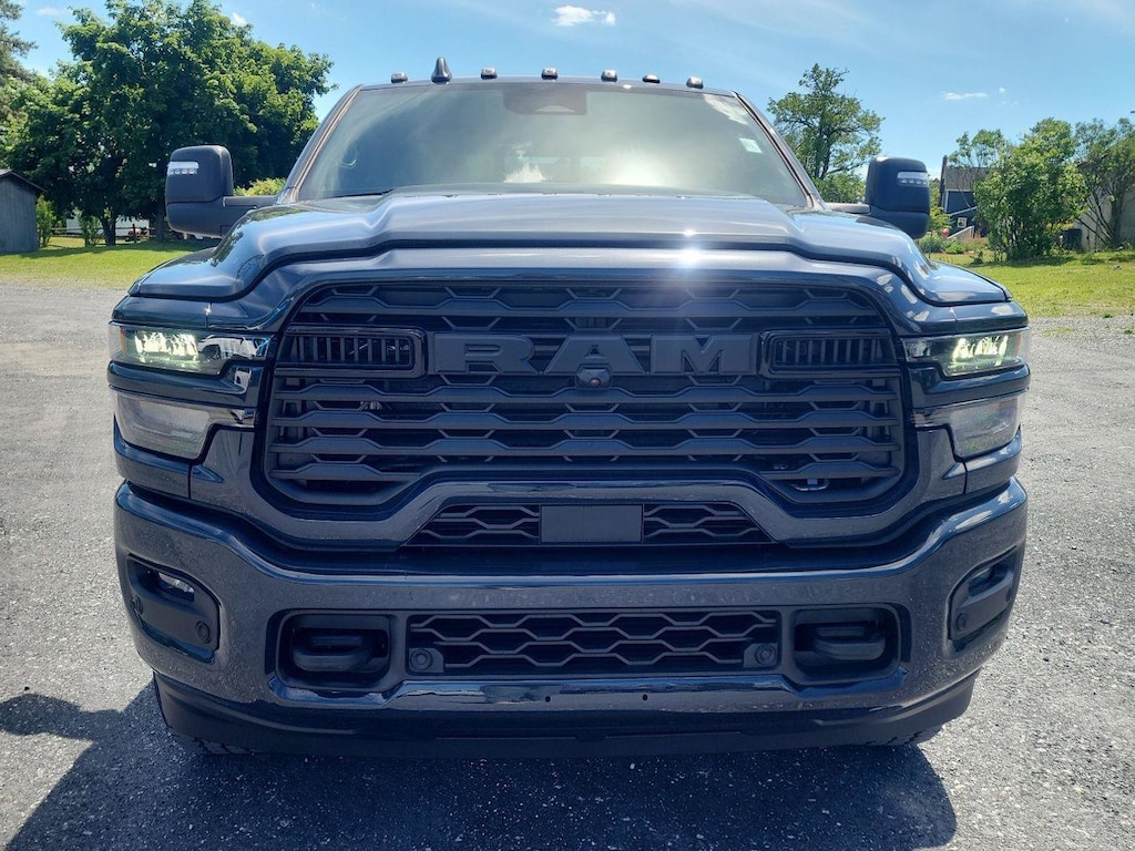New 2026 Ram 2500 BIG HORN CREW CAB 4X4 6'4 BOX Pickup