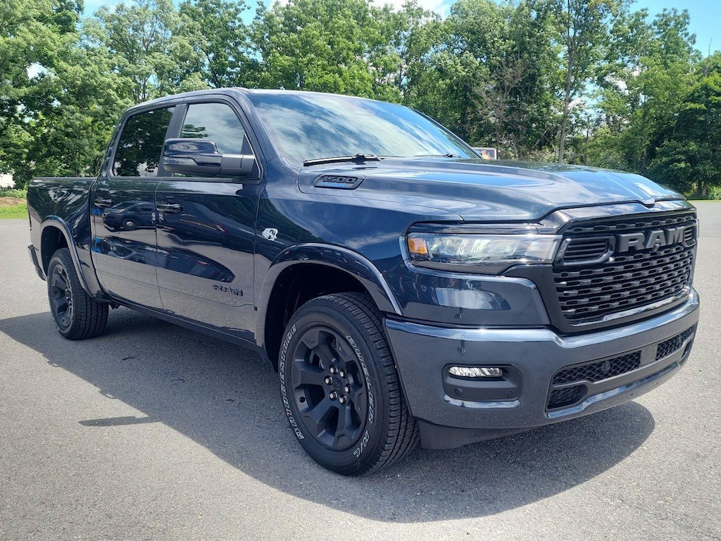 New 2026 Ram 1500 BIG HORN CREW CAB 4X4 5'7 BOX Pickup
