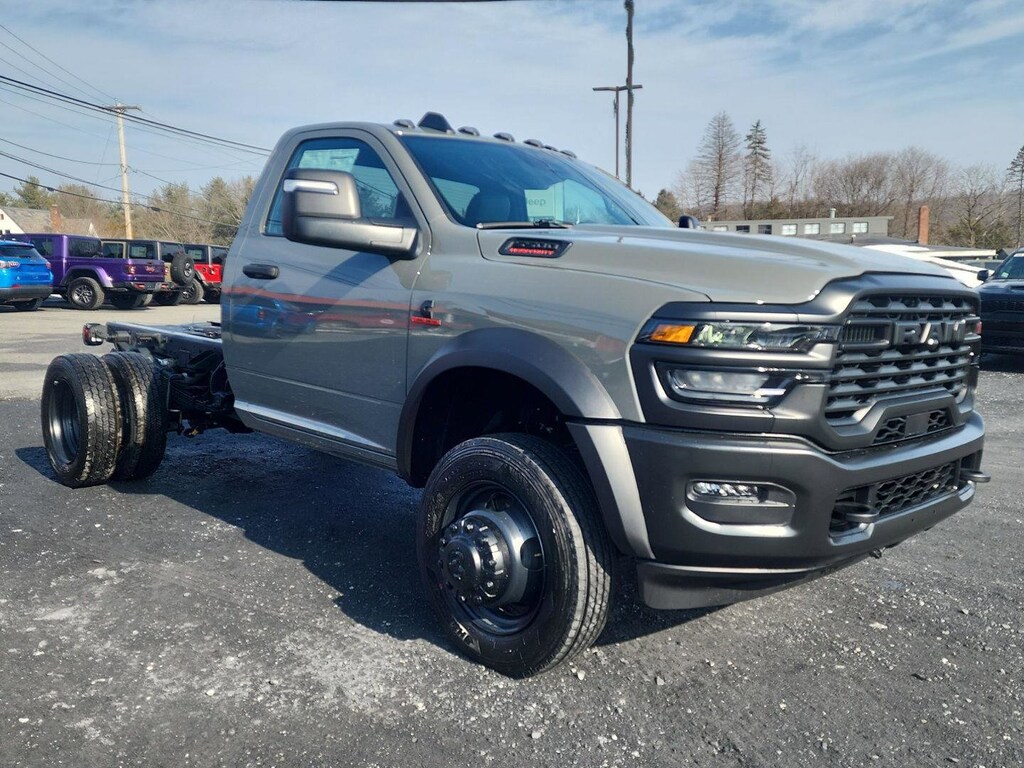 New 2026 Ram 5500 Chassis Cab TRADESMAN REGULAR 4X4 60' CA Pickup