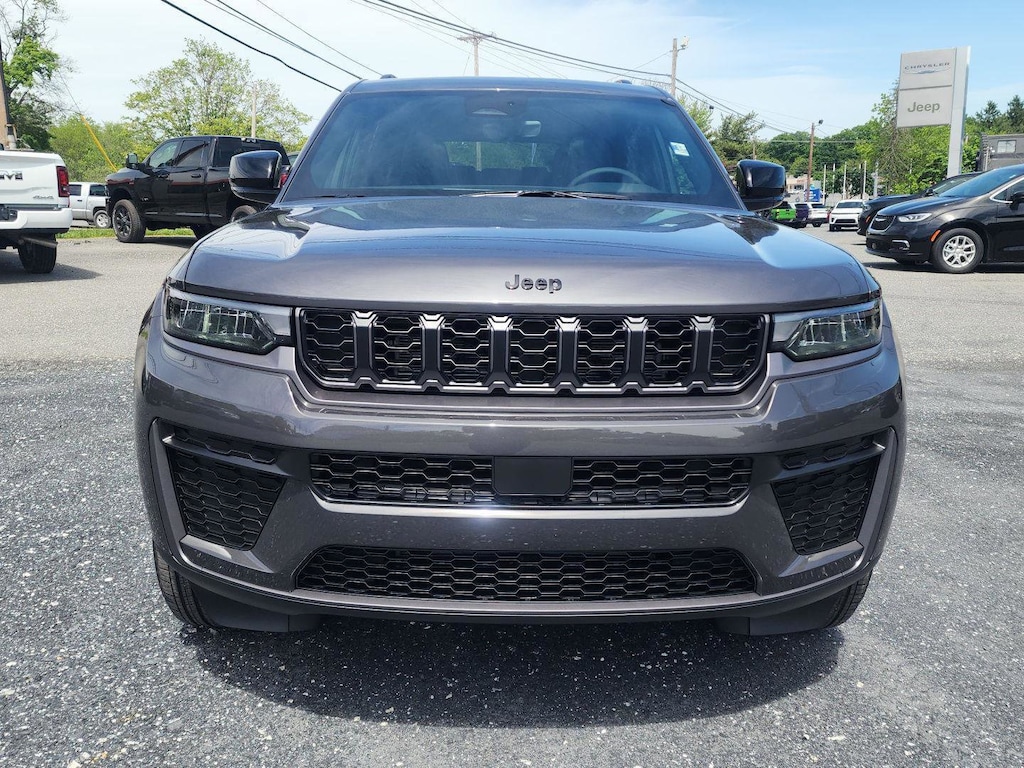 New 2026 Jeep Grand Cherokee L LAREDO ALTITUDE 4X4 Sport Utility