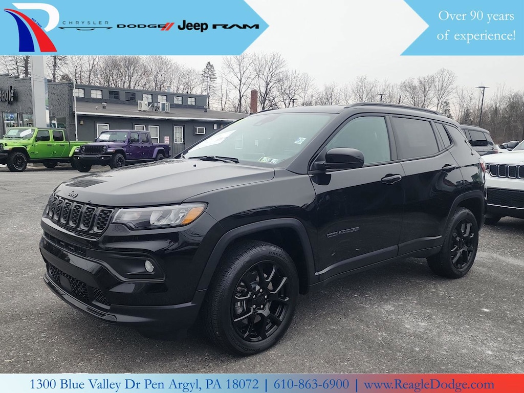 Used 2024 Jeep Compass Latitude SUV