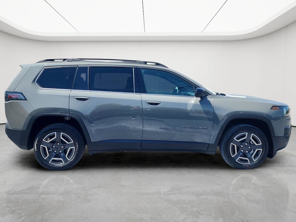 New 2026 Jeep Cherokee LAREDO 4X4 Sport Utility