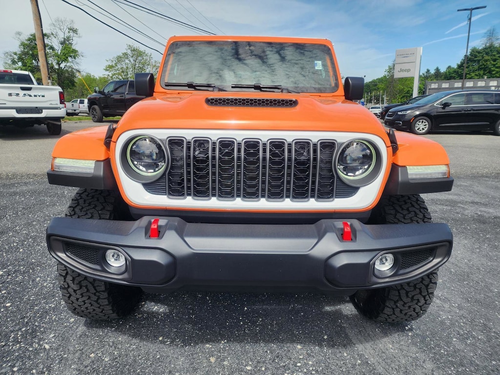 New 2026 Jeep Wrangler 4-DOOR RUBICON Sport Utility