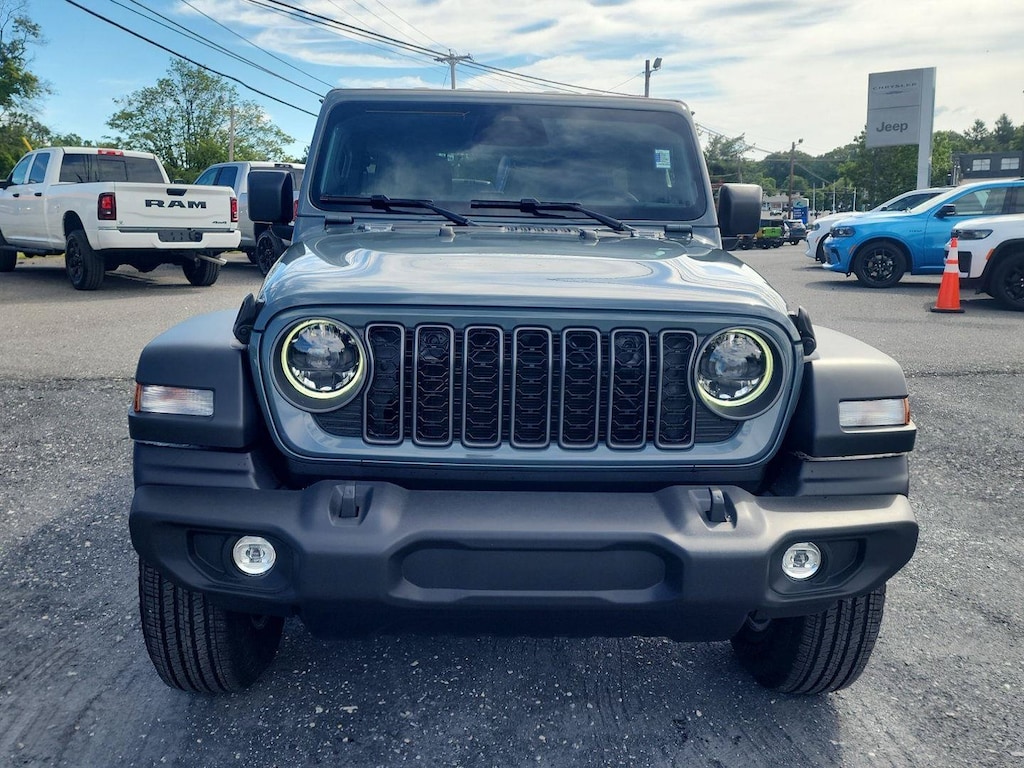 New 2026 Jeep Wrangler 4-DOOR SPORT S Sport Utility