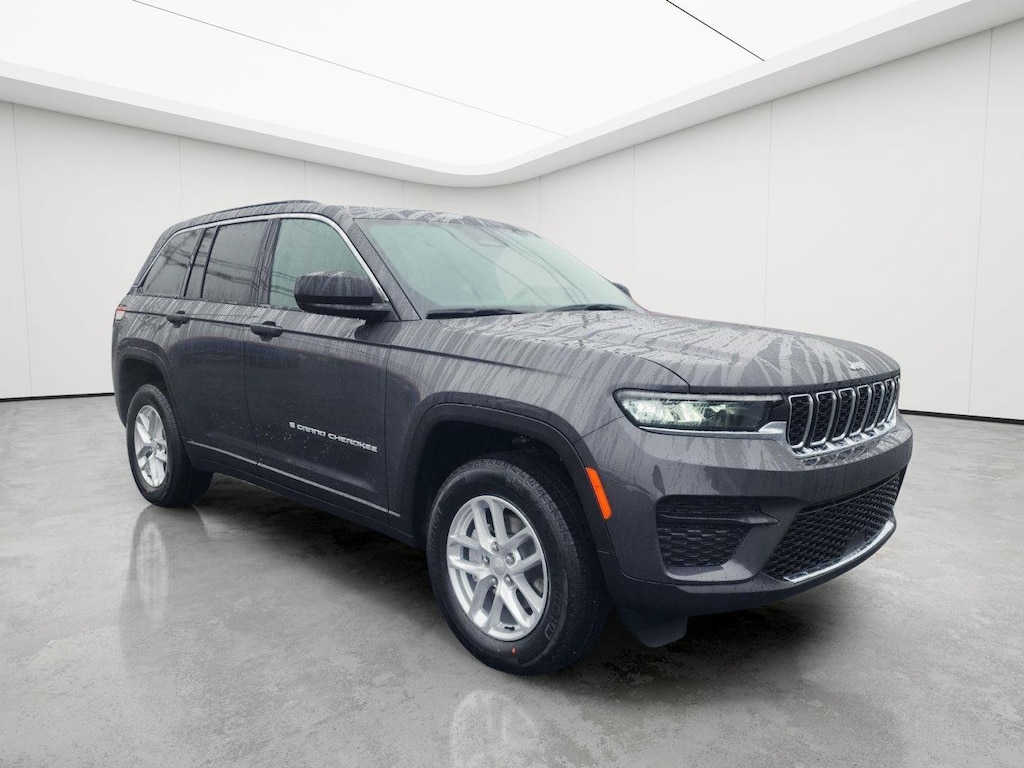 New 2026 Jeep Grand Cherokee LAREDO X 4X4 Sport Utility