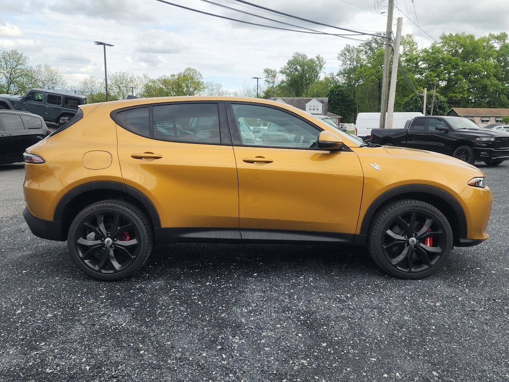 Used 2024 Dodge Hornet GT Plus SUV