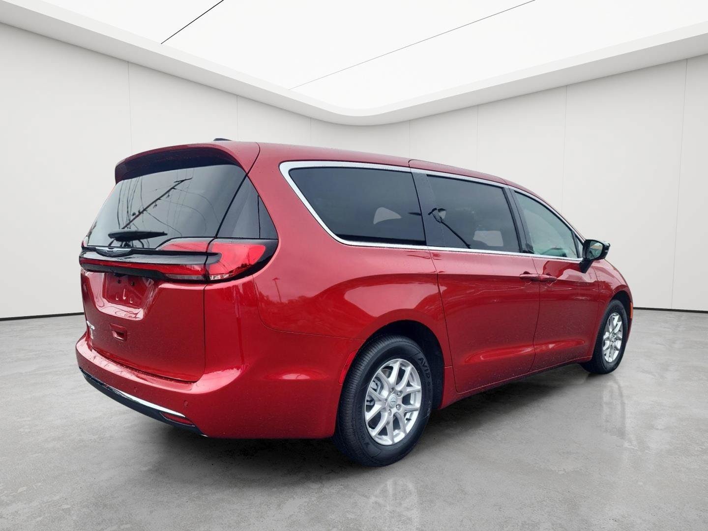 2026 Chrysler Pacifica Select - Photo 5