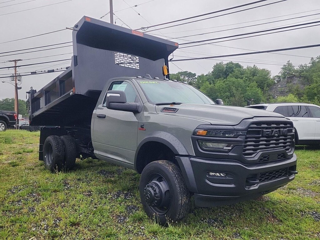 New 2026 Ram 5500 Chassis Cab TRADESMAN REGULAR 4X4 60' CA Pickup
