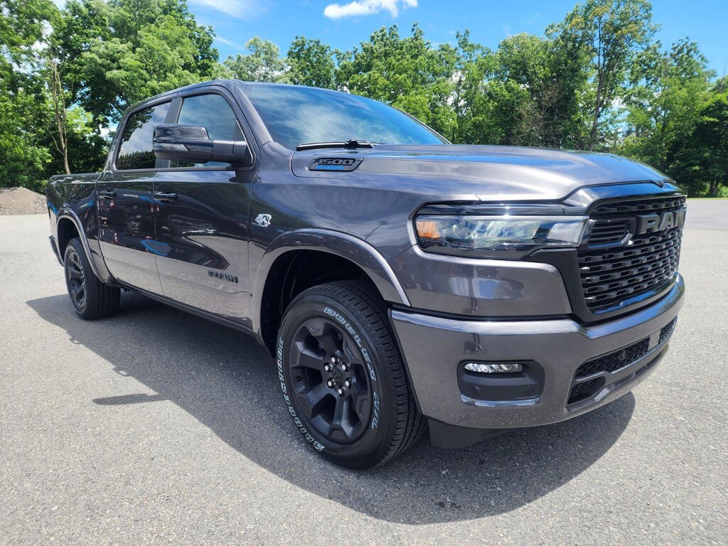 New 2026 Ram 1500 BIG HORN CREW CAB 4X4 5'7 BOX Pickup