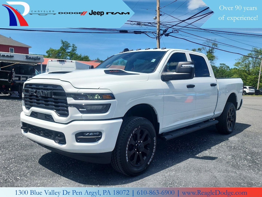 New 2026 Ram 2500 BLACK EXPRESS CREW CAB 4X4 6'4 BOX Pickup