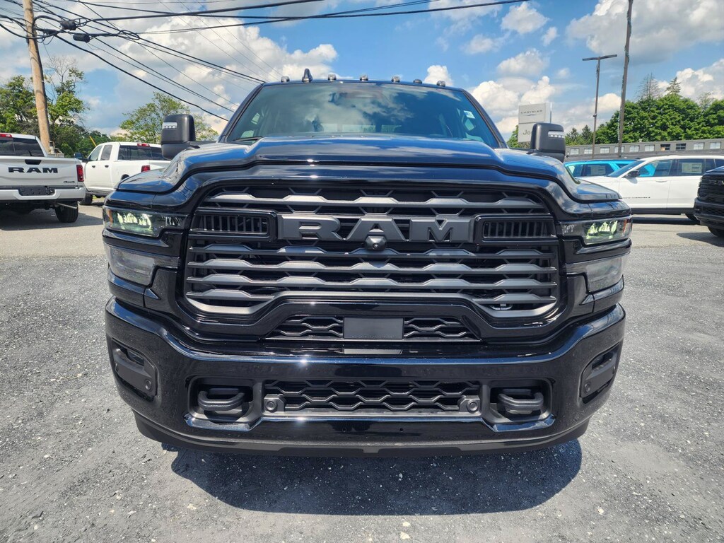 New 2026 Ram 2500 BIG HORN CREW CAB 4X4 6'4 BOX Pickup